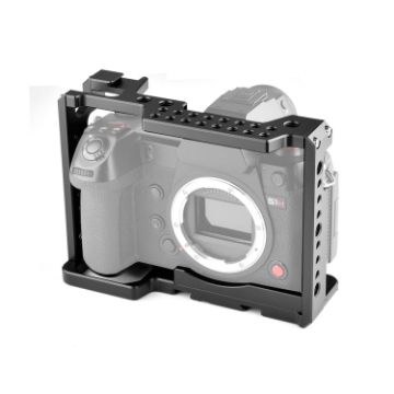 YELANGU C18 Video Camera Cage Stabilizer for Panasonic Lumix - Black - 1