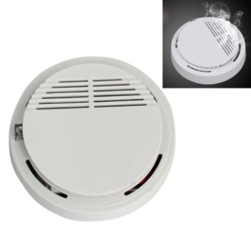 Picture of SS-168 First Alert Battery-Operated Fire Smoke Alarm Detector (White)