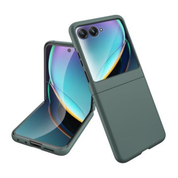 Motorola Razr 50 Ultra Skin Feel Oil Spray Integrated PC Phone Case Green - 1